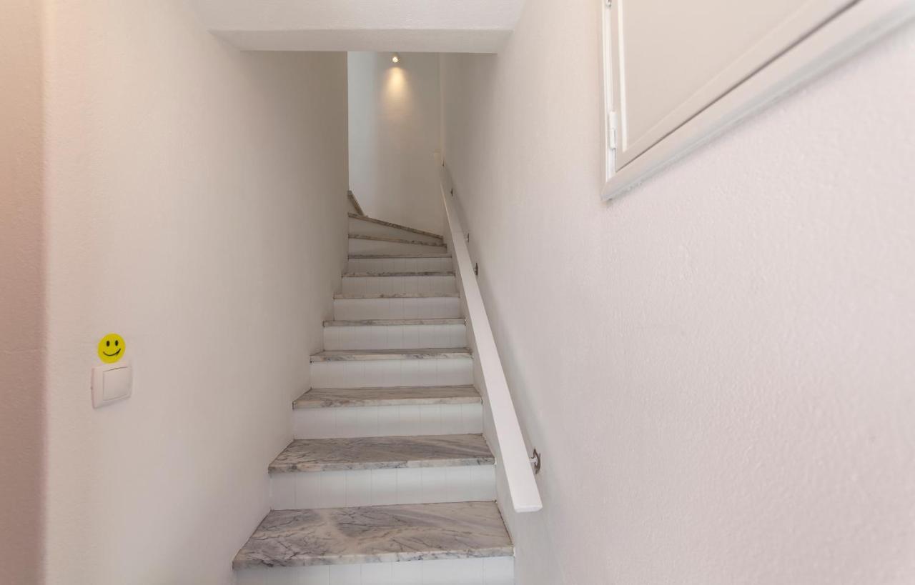 B48 - Olive Tree Street 2 Bed Flat Apartment Lagos Exterior photo